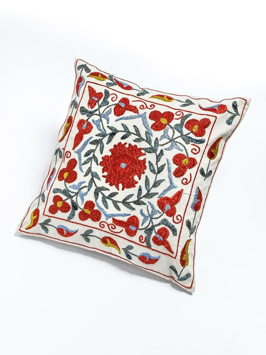 ALMOHADON SUZANI 46X47